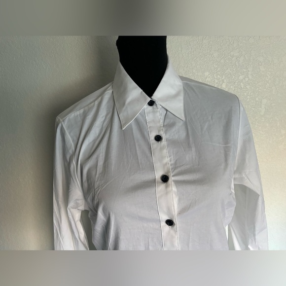 Esabel C. Long Sleeve Button-Up | White Long sleeve button up | Size M - Picture 7 of 14